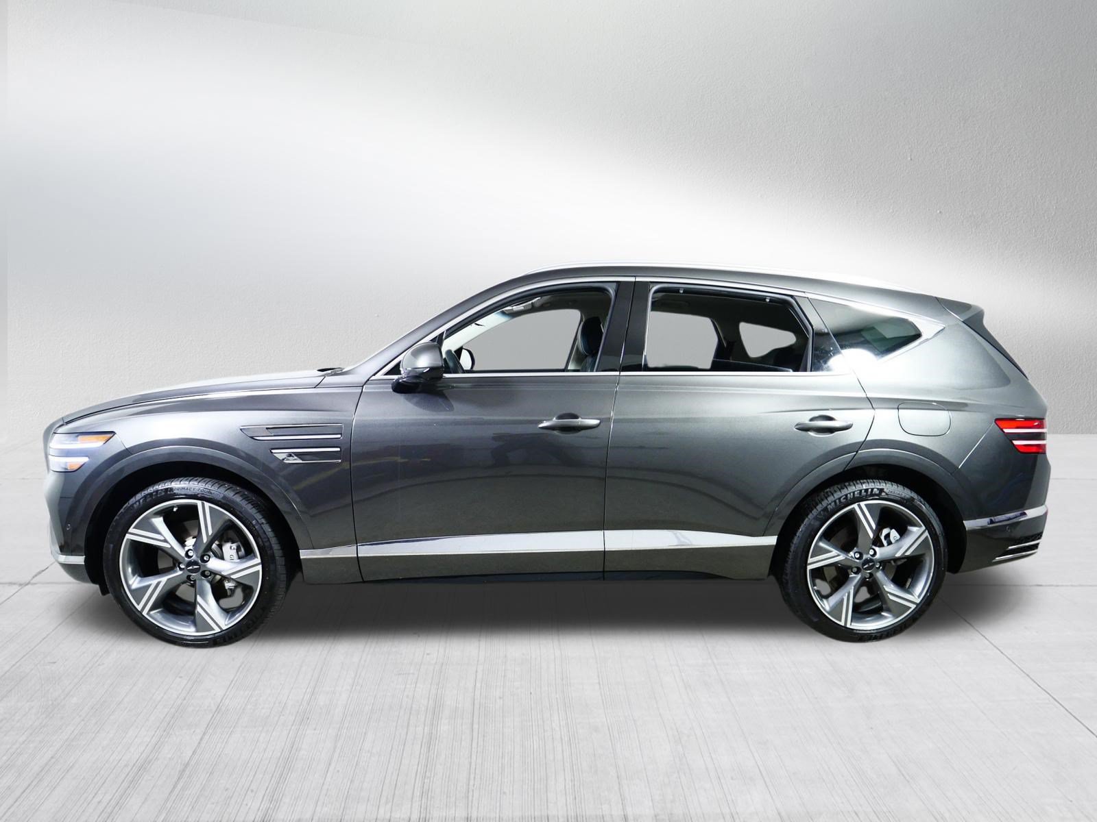 Certified 2025 Genesis GV80 3.5T Prestige AWD/4WD image 4