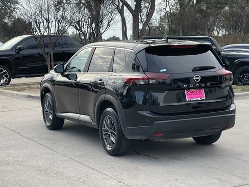 Used 2024 Nissan Rogue S image 4
