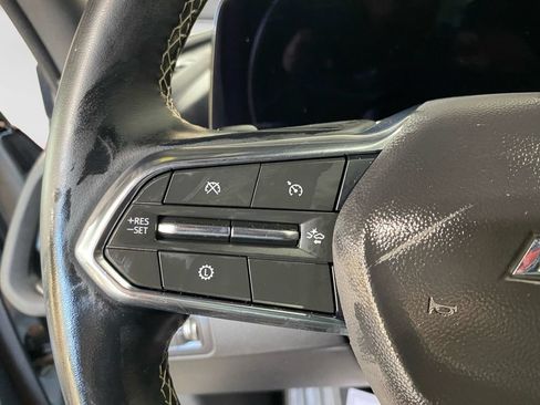 Certified 2025 Chevrolet Traverse LT AWD/4WD image 33