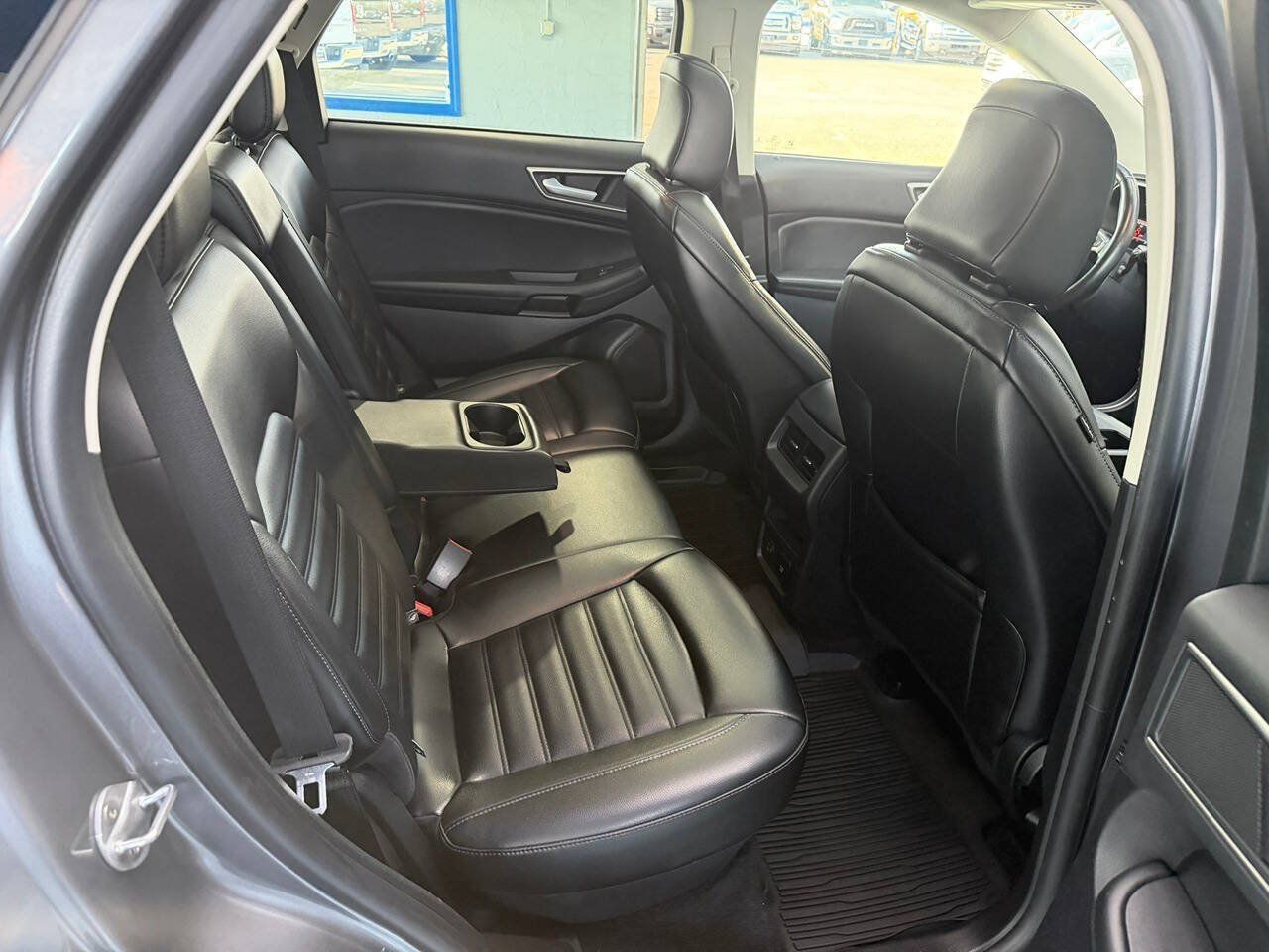 Used 2021 Ford Edge SEL w/ Convenience Package AWD/4WD image 19
