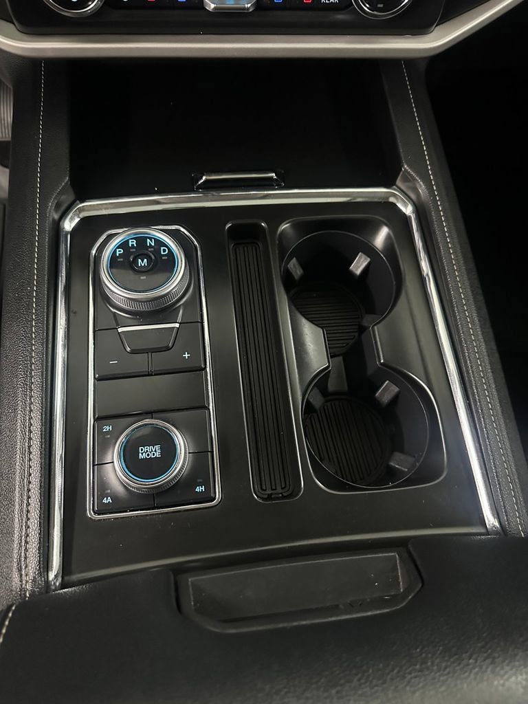 Used 2022 Ford Expedition XLT AWD/4WD image 18