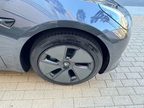 Used 2023 Tesla Model 3 Standard Range image 37