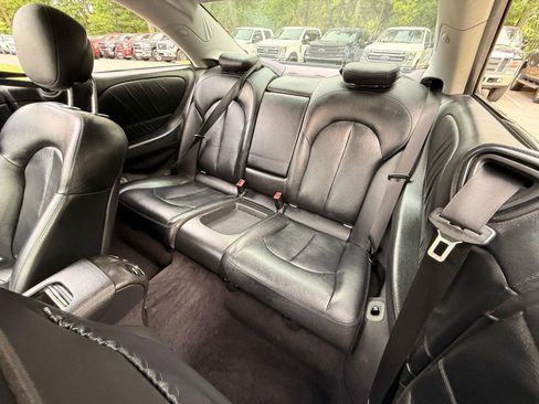 Used 2008 Mercedes-Benz CLK 350 Coupe image 25