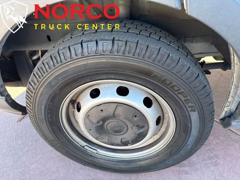 Used 2018 Ford Transit 250 148 Low Roof image 16