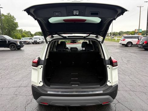 Used 2021 Nissan Rogue SL w/ Premium Package AWD/4WD image 10
