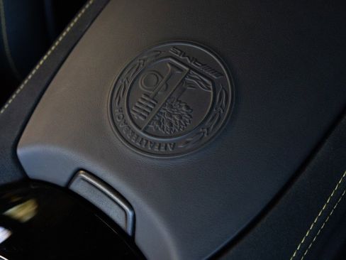 Used 2018 Mercedes-Benz AMG GT R image 15