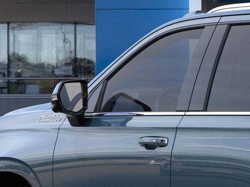 New 2026 Chevrolet Tahoe High Country w/ Sun And Tow Package AWD/4WD image 46