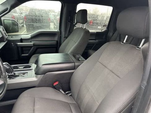 Used 2016 Ford F150 XLT w/ Equipment Group 302A Luxury image 4