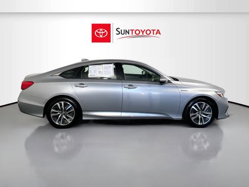 Used 2021 Honda Accord Hybrid image 2
