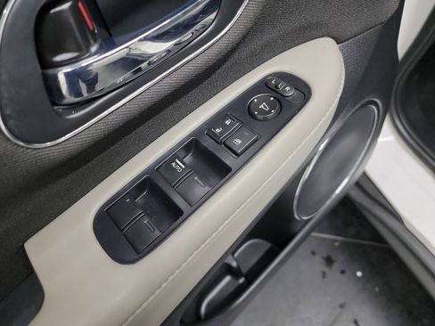 Certified 2022 Honda HR-V EX image 14