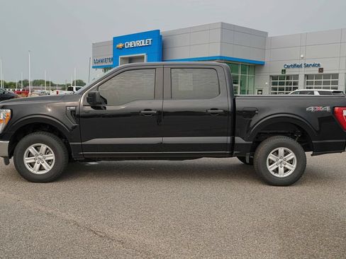 Used 2022 Ford F150 XL w/ Equipment Group 101A High AWD/4WD image 11