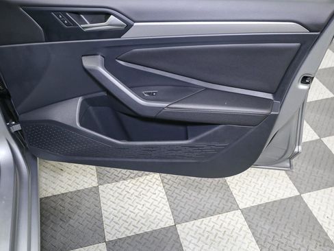 Used 2022 Volkswagen Jetta S image 20