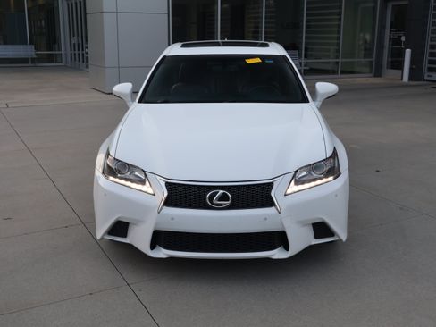 Used 2015 Lexus GS 350 w/ F Sport Package RWD image 3