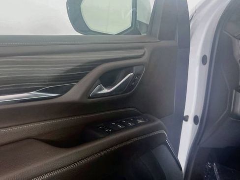 Used 2024 GMC Yukon XL Denali RWD image 19