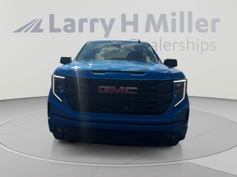 Used 2022 GMC Sierra 1500 Elevation RWD image 8