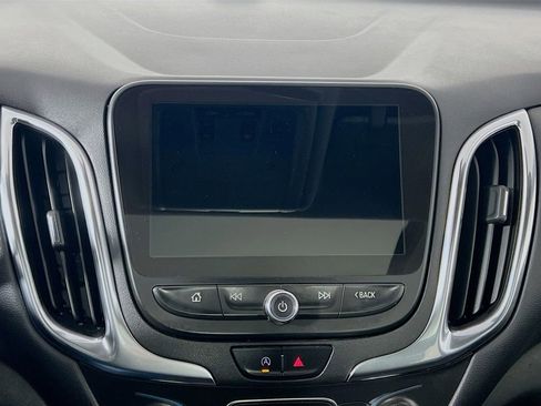 Used 2022 Chevrolet Equinox LT image 13