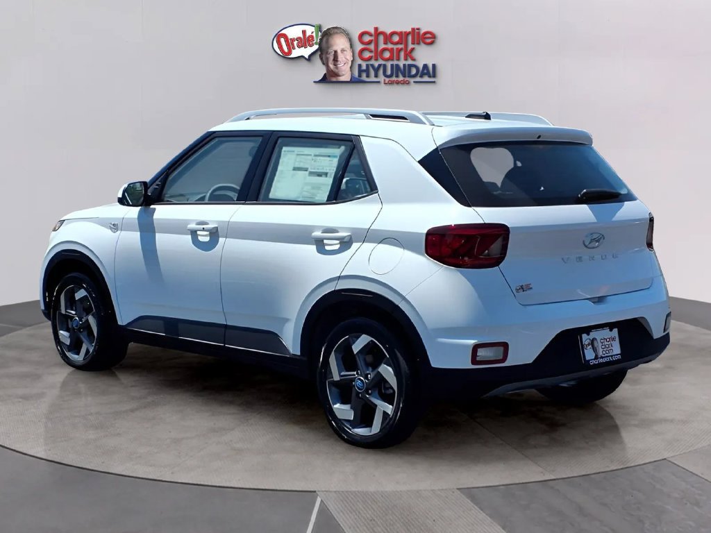 New 2026 Hyundai Venue SEL FWD image 3