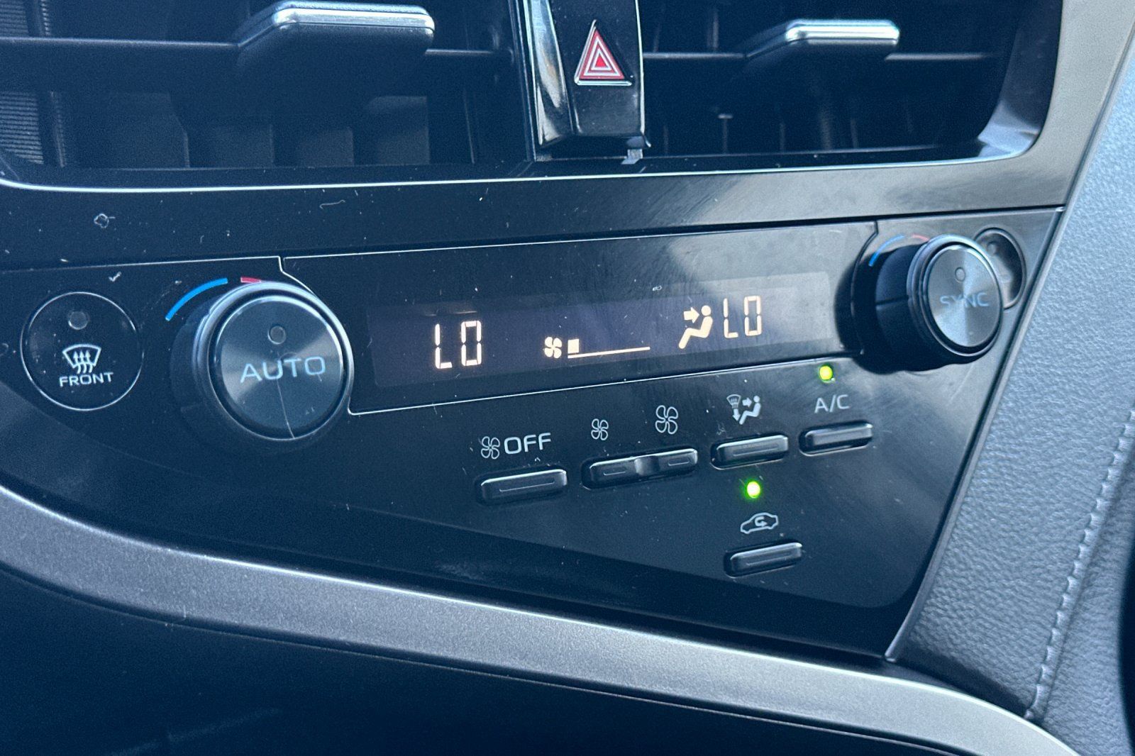 Certified 2023 Toyota Camry SE FWD image 19