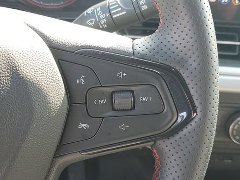 Certified 2024 Chevrolet Trax RS w/ Driver Confidence Package FWD image 21