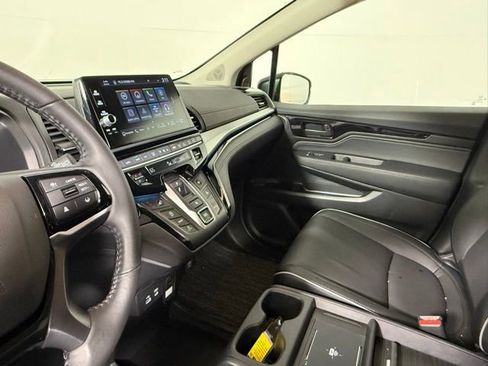 Used 2025 Honda Odyssey Touring image 26