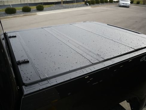 Used 2021 Chevrolet Silverado 1500 LT image 12