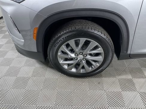 New 2025 Buick Enclave Preferred w/ Power Package FWD image 32