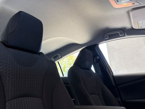 Used 2017 Toyota Prius Prime Plus FWD image 17