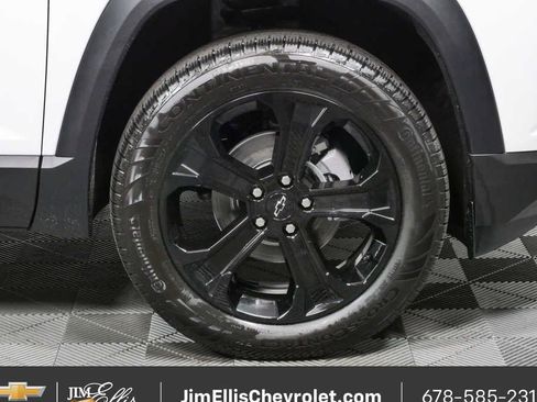 New 2026 Chevrolet Equinox LT w/ Midnight Edition FWD image 36