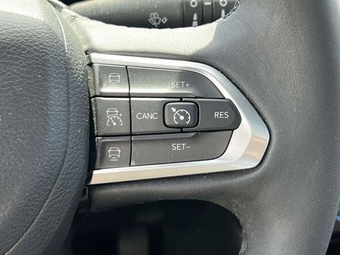 Used 2023 Jeep Compass High Altitude AWD/4WD image 22