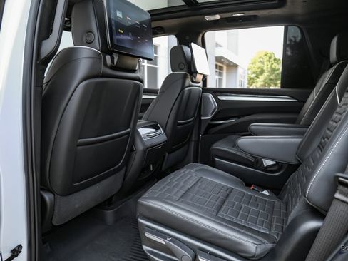 Used 2025 Cadillac Escalade V w/ LPO, Floor Liner Package image 81