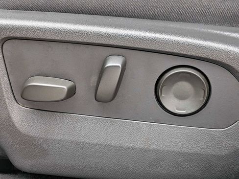 Used 2021 Buick Envision Essence w/ Technology Package I image 17