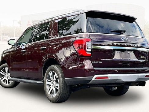 Used 2024 Ford Expedition Limited AWD/4WD image 4