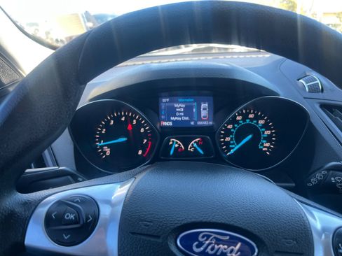 Used 2015 Ford Escape SE image 10