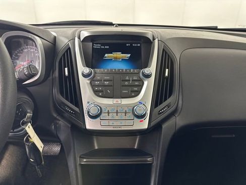 Used 2017 Chevrolet Equinox LS image 21