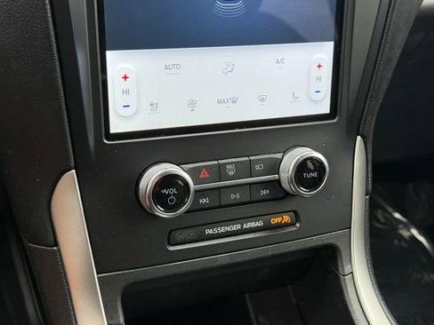 Certified 2024 Ford Edge SEL w/ Convenience Package image 19