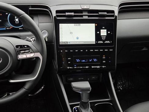 Certified 2024 Hyundai Santa Cruz Limited AWD/4WD image 26