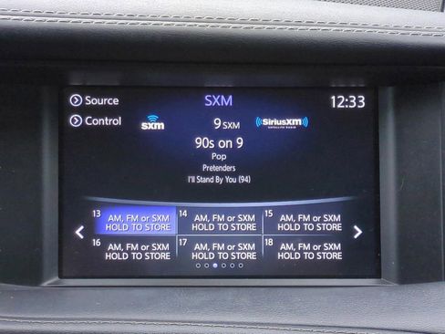 Used 2019 INFINITI QX30 AWD w/ Navigation Package image 10