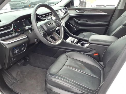 Used 2022 Jeep Grand Cherokee Limited 4xe w/ Luxury Tech Group II image 13