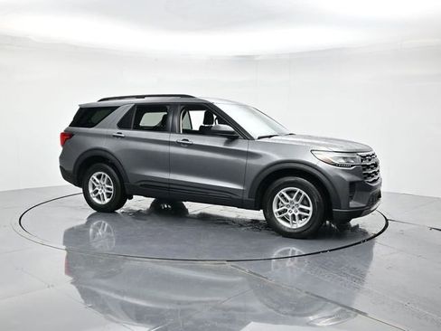 New 2026 Ford Explorer Active image 4