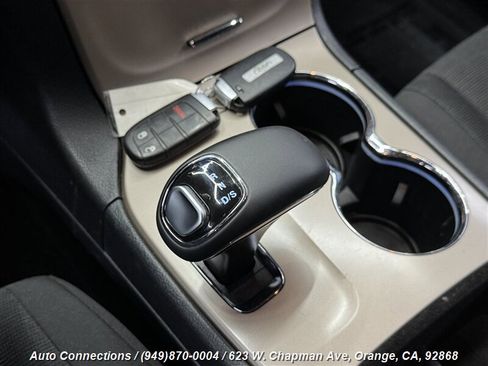 Used 2015 Jeep Grand Cherokee Laredo w/ Quick Order Package 23E image 16