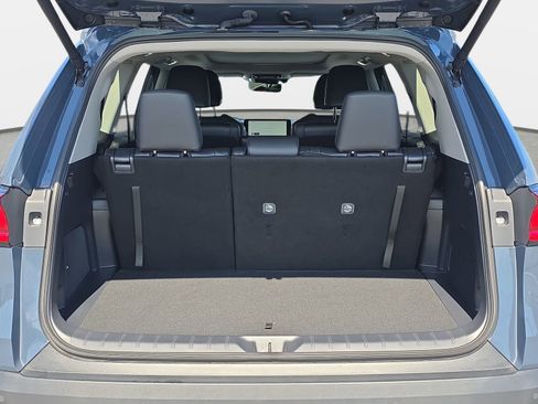 Used 2025 Toyota Grand Highlander AWD image 13