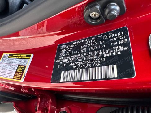 New 2025 Hyundai Venue Limited image 23