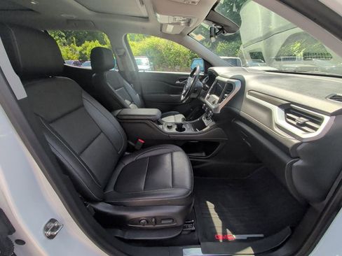 Used 2022 GMC Acadia SLT w/ Elevation Edition AWD/4WD image 16