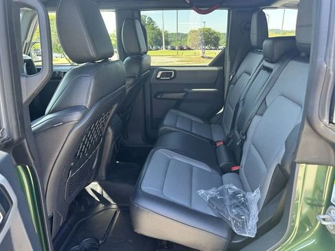 Used 2024 Ford Bronco Everglades image 20