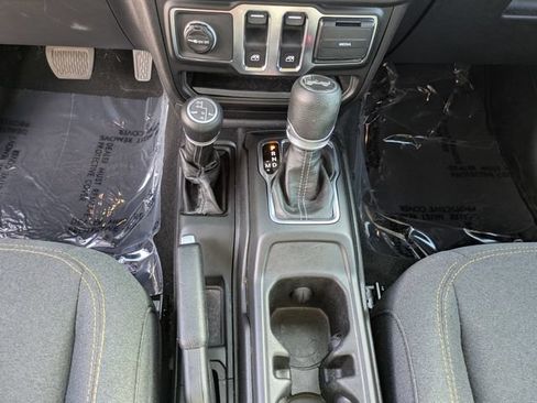 Used 2026 Jeep Wrangler Sport AWD/4WD image 20
