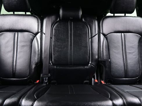 Used 2024 Jeep Wagoneer L Series II w/ Flexible Seating Group AWD/4WD image 15