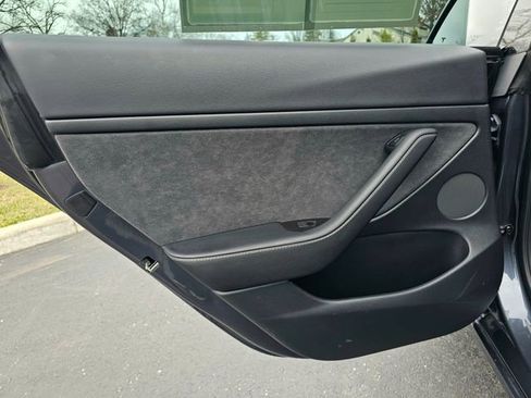 Used 2022 Tesla Model 3 Long Range image 26