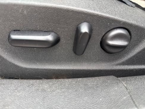 Used 2015 Chevrolet Malibu LT image 15