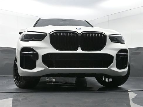 Used 2022 BMW X5 sDrive40i w/ M Sport Package image 29