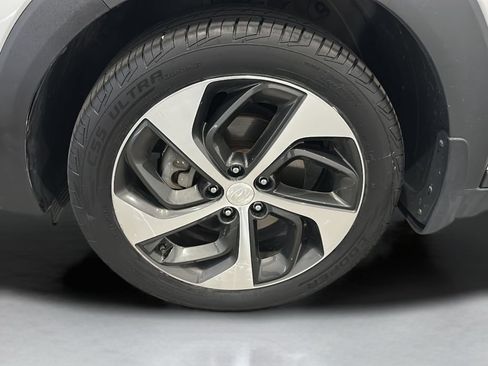 Used 2017 Hyundai Tucson Limited w/ Cargo Package AWD/4WD image 9